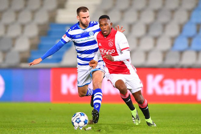 将A队后卫 将A队后卫